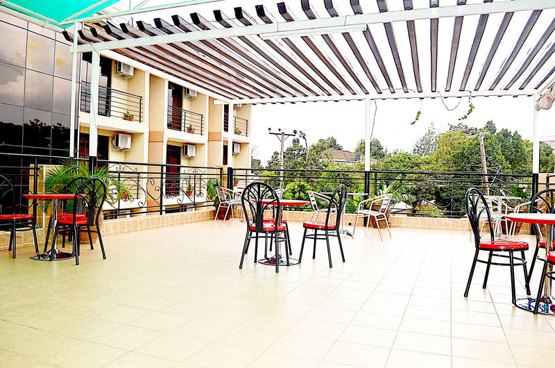 Marie'S Royale Hotel Kampala Exterior foto