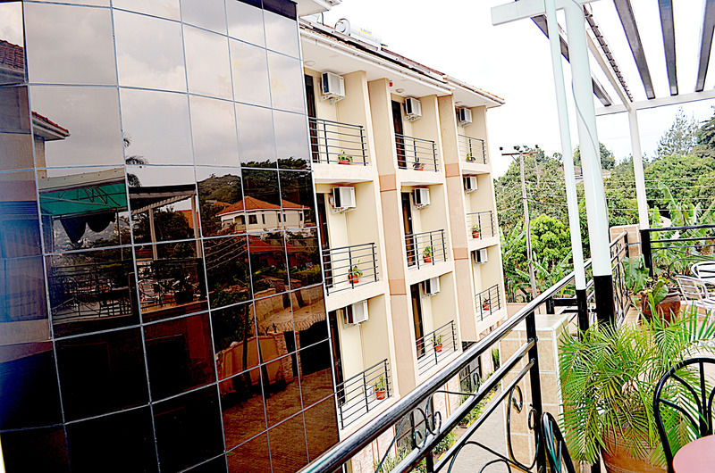 Marie'S Royale Hotel Kampala Exterior foto